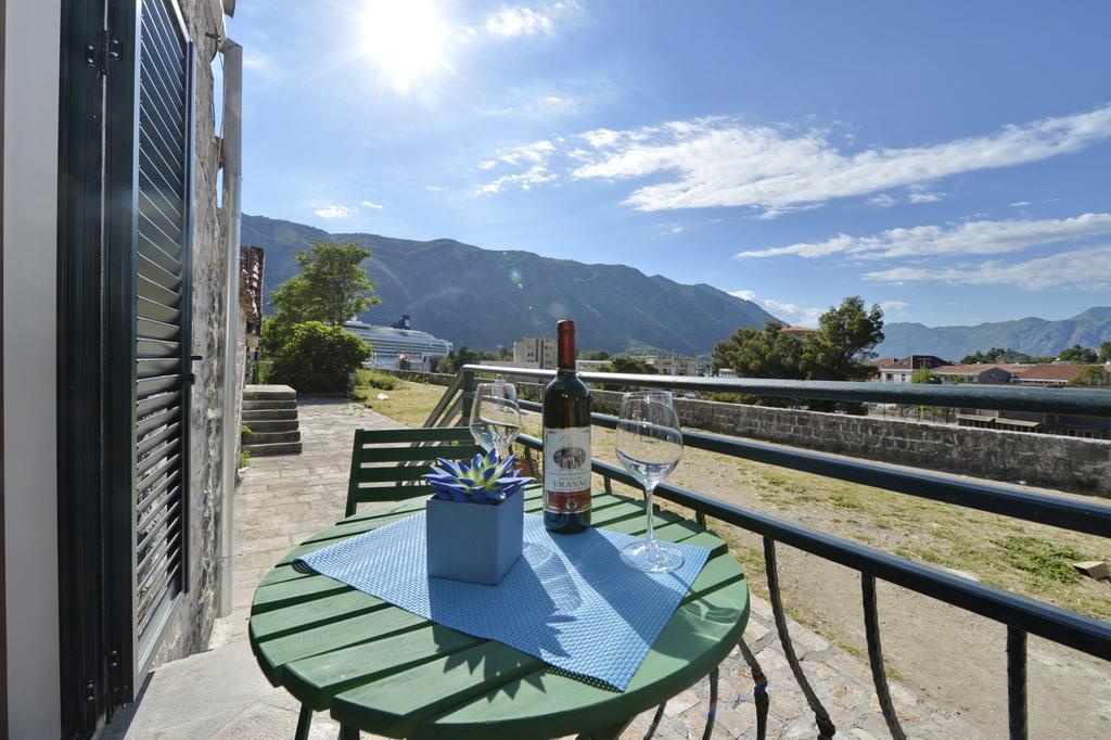 Palazzo Max And Alex Apartments Kotor Extérieur photo